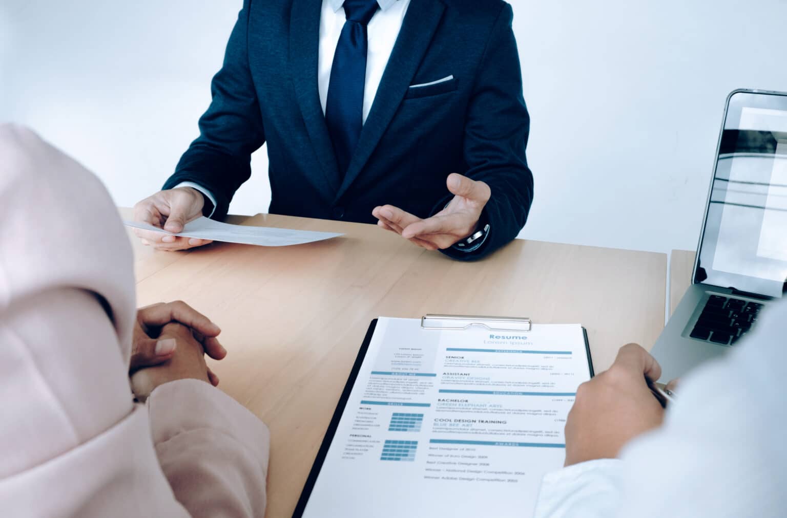 Le recrutement du Groupe FreeCom implique la recherche des conseillers de vente et des responsable de magasins Bouygues Telecom