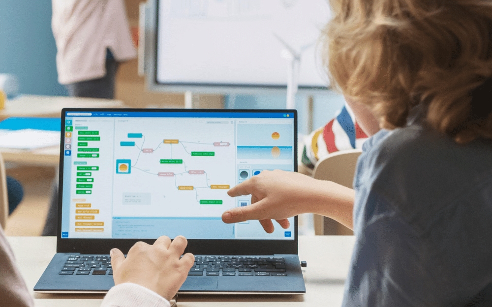 Éducation aux usages numériques, un point important que Bouygues Télécom met à l'honneur.