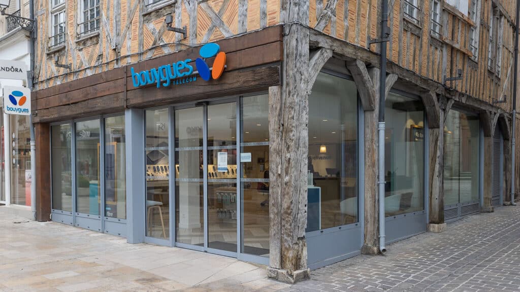 Bouygues Telecom Troyes (10)